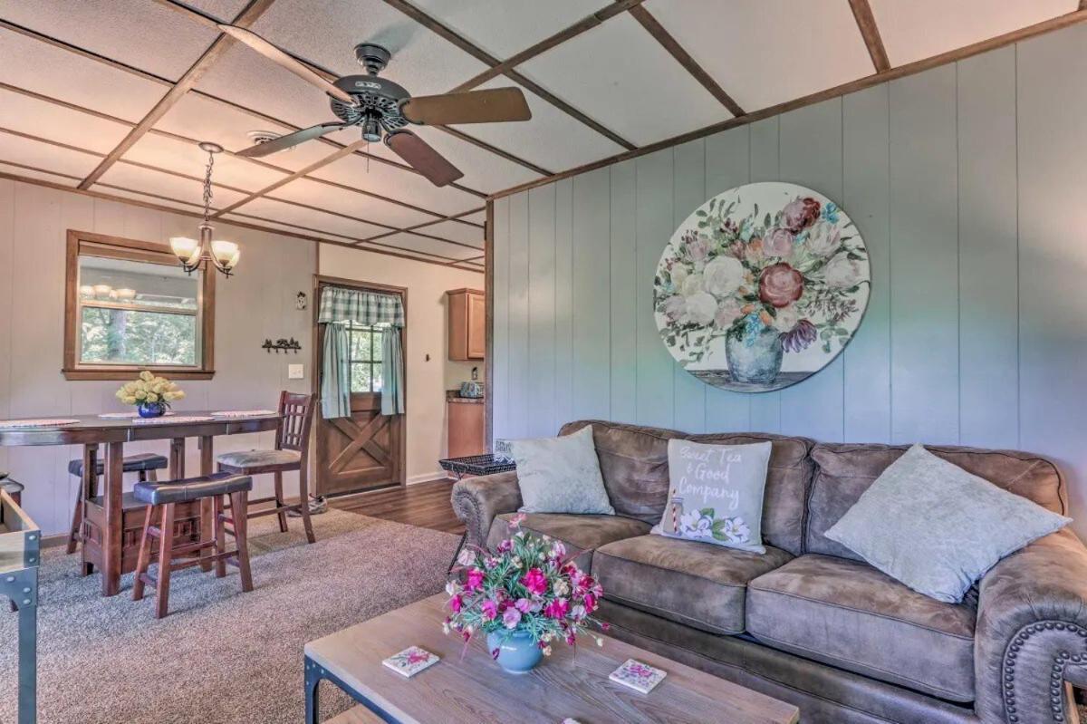 Pet Friendly Super Cozy Mtn Retreat Wfirepit Villa Pigeon Forge Kültér fotó